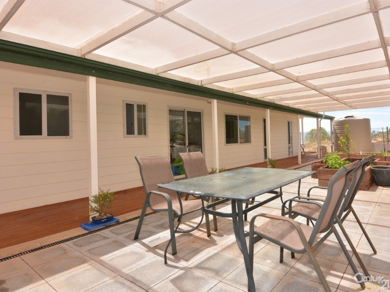 21 Quandong Drive Douglas Point South, Whyalla SA 5600