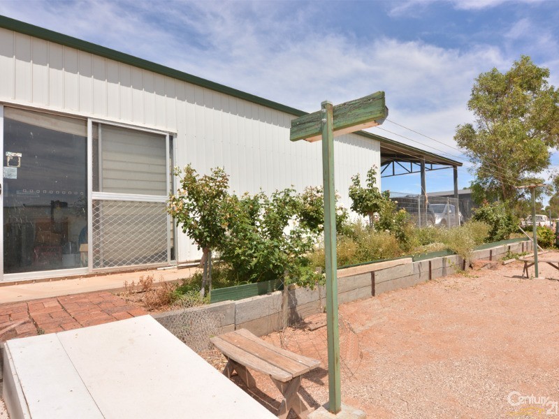 21 Quandong Drive Douglas Point South, Whyalla SA 5600