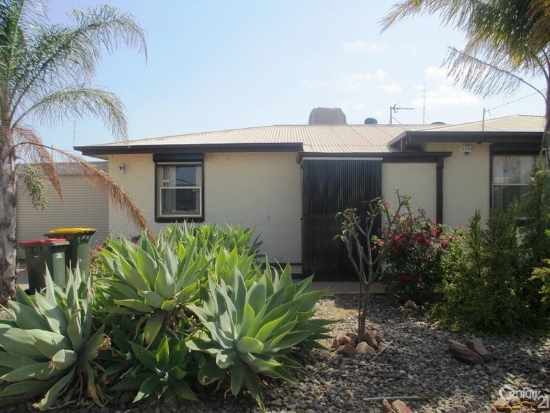 8 Wainwright Street, Whyalla Stuart SA 5608