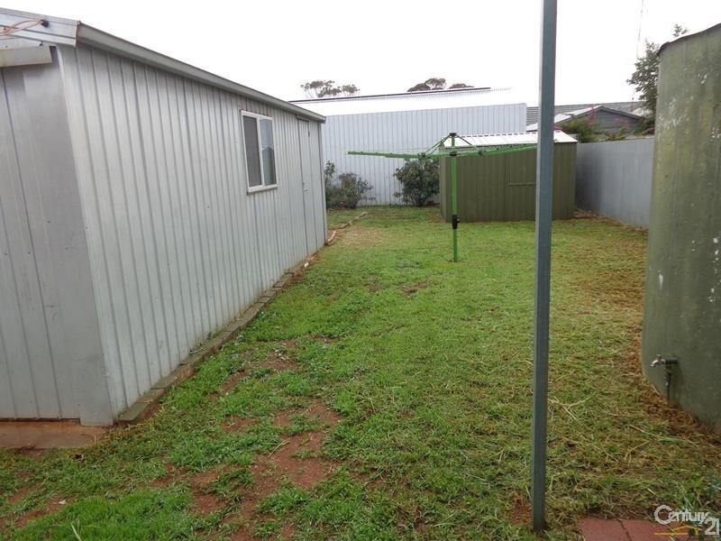 8 Wainwright Street, Whyalla Stuart SA 5608