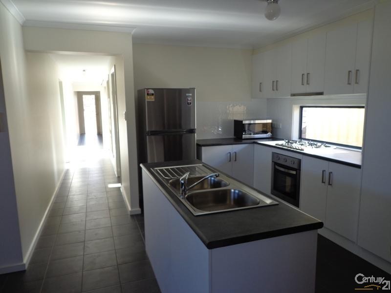 2 Eden Court, Whyalla Stuart SA 5608