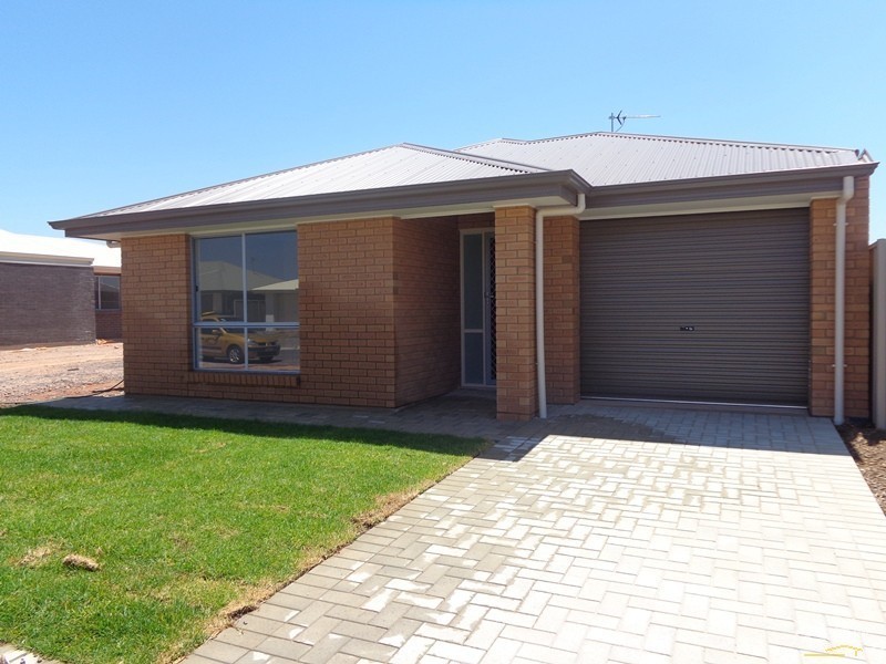 2 Rohrlach Street, Whyalla Jenkins SA 5609