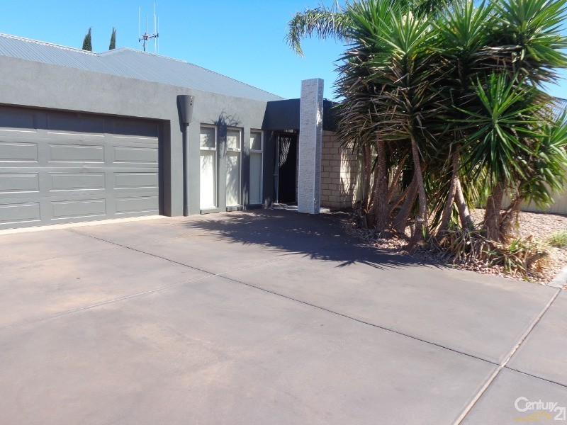 9 Casuarina Drive, Whyalla Stuart SA 5608