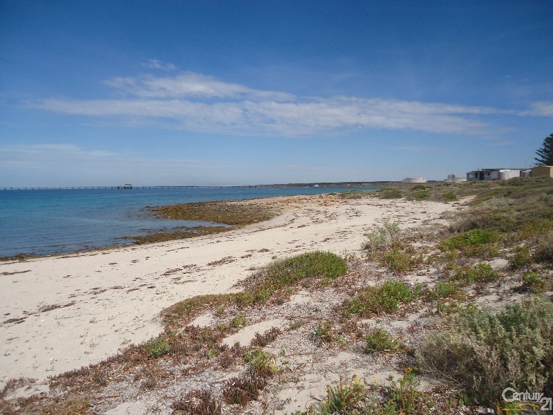 18 Eremophila Cove, Point Lowly SA 5600