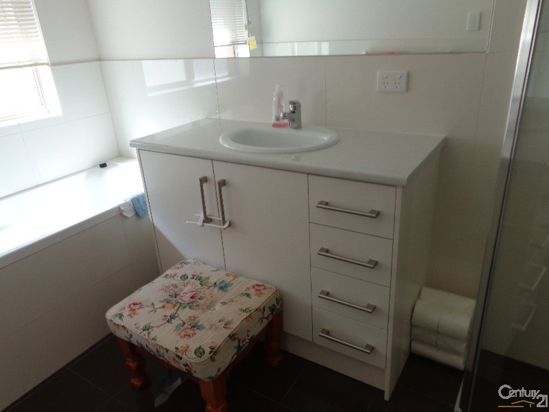 20 Fitzgerald Avenue, Whyalla Jenkins SA 5609