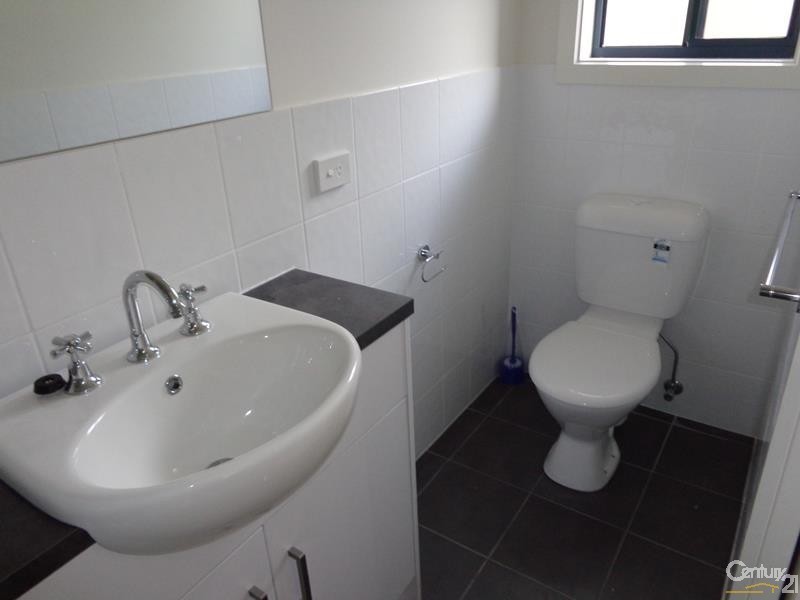 29 Phillips Street, Whyalla Stuart SA 5608