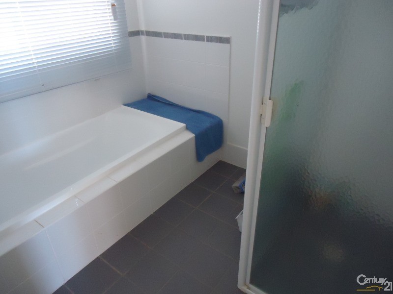 9 Quandong Drive Douglas Point South, Whyalla SA 5600