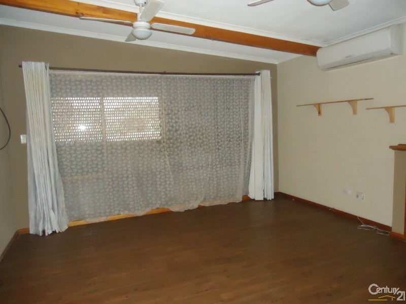 217 Jenkins Avenue, Whyalla Stuart SA 5608