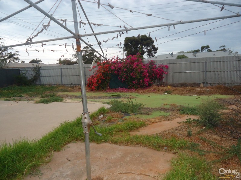 217 Jenkins Avenue, Whyalla Stuart SA 5608