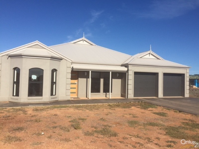 11 Fairclough Crescent, Whyalla Jenkins SA 5609