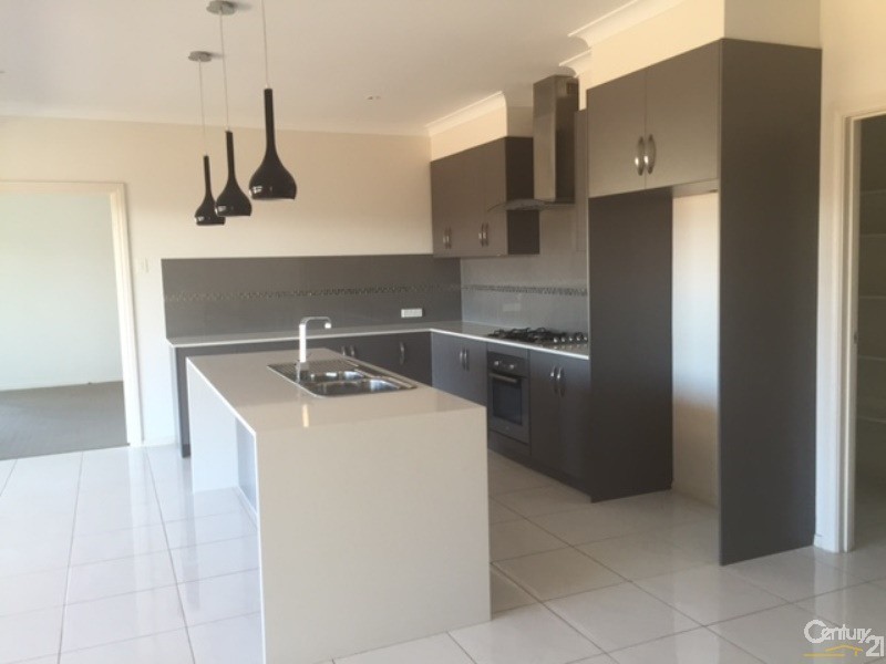 11 Fairclough Crescent, Whyalla Jenkins SA 5609