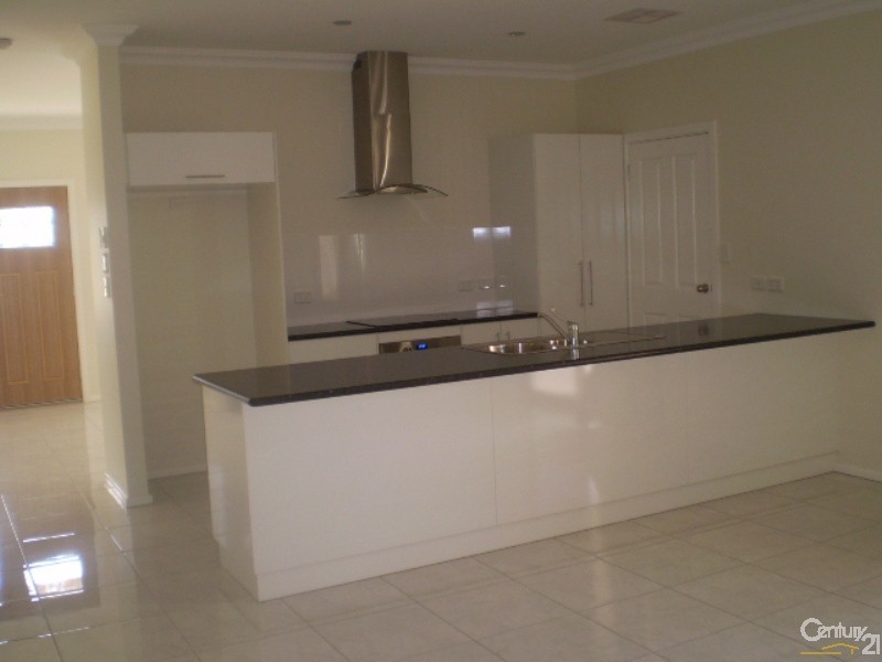 14 Bradford Street, Whyalla SA 5600