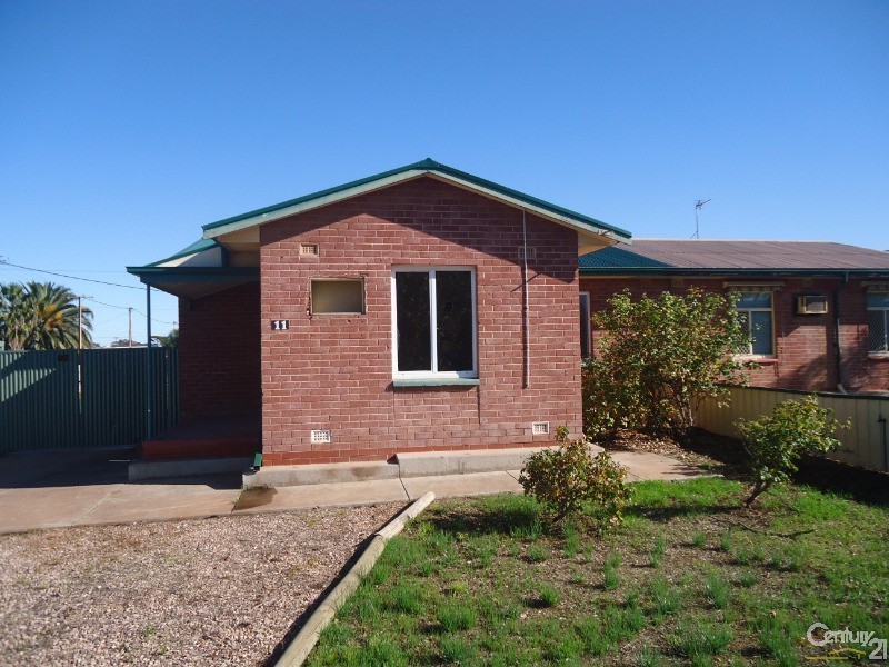 11 Wade Street, Whyalla Norrie SA 5608