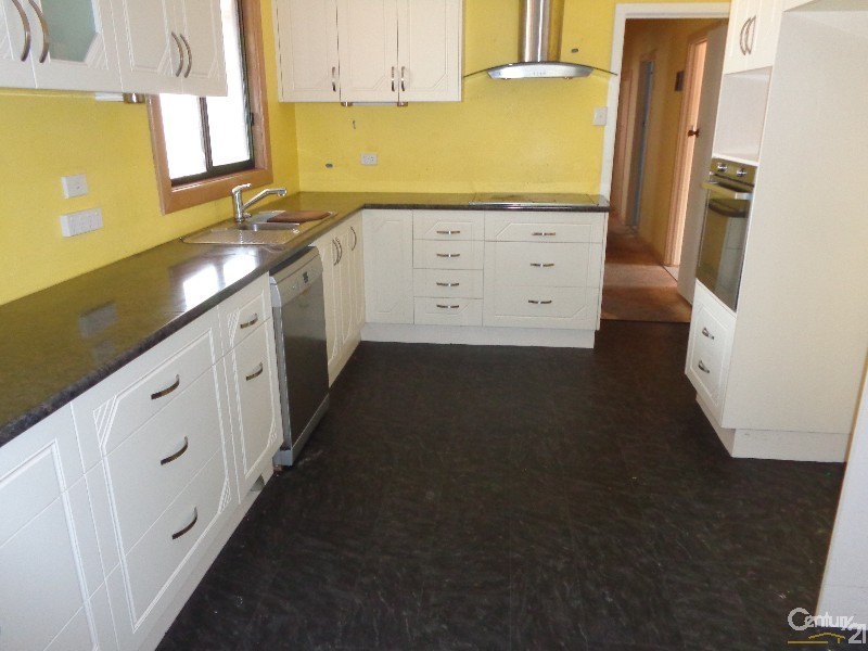 33 Kinnane Street, Whyalla Norrie SA 5608
