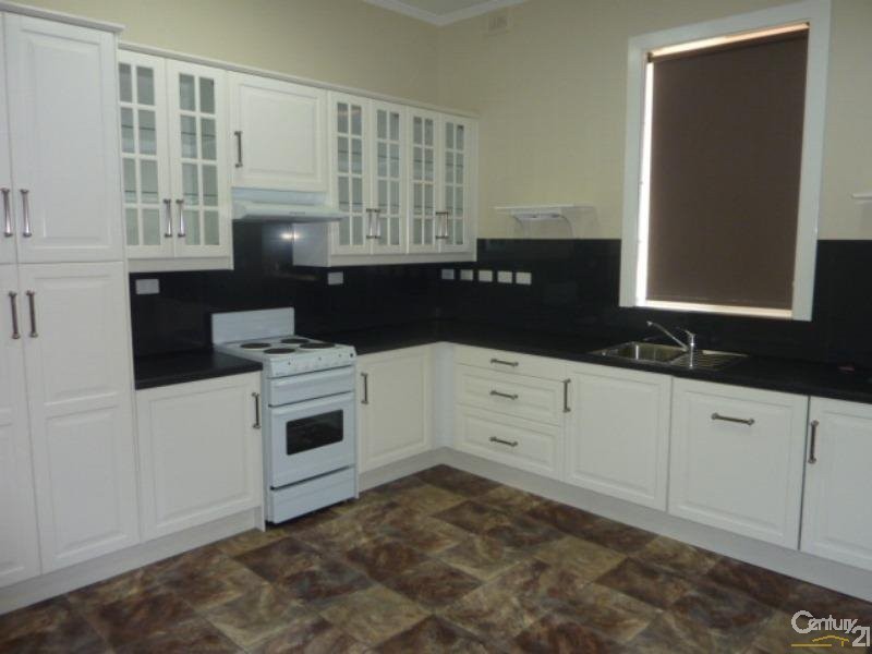 11 McIntosh Street, Whyalla Playford SA 5600