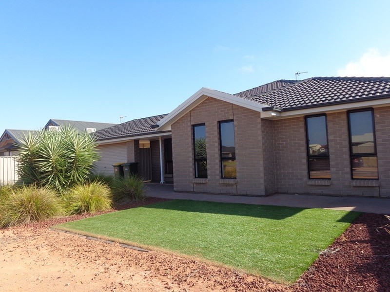 33 Starke Circle, Whyalla Jenkins SA 5609