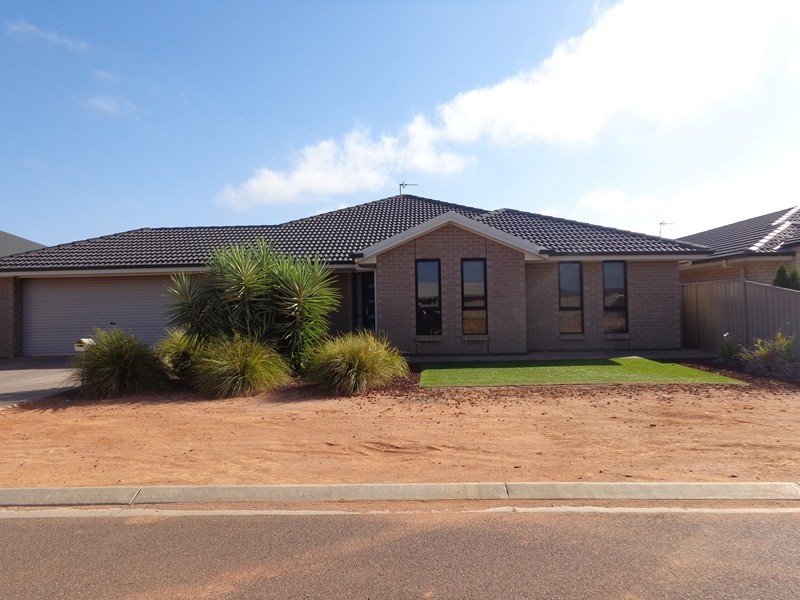 33 Starke Circle, Whyalla Jenkins SA 5609