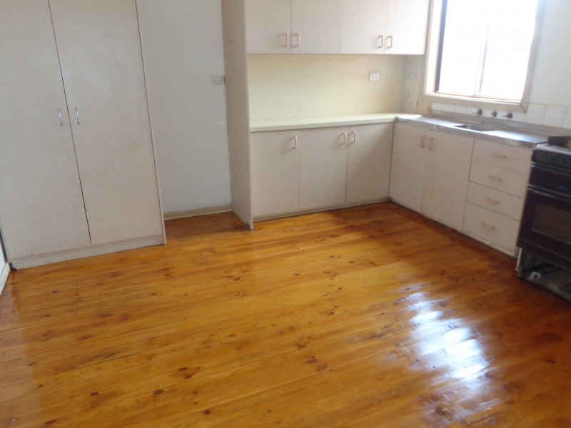 17 Hawke Street, Whyalla Stuart SA 5608