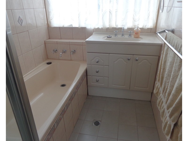 2 Routledge Avenue, Whyalla Stuart SA 5608