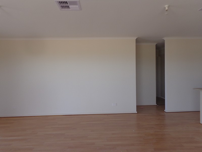 11 Gale Street, Whyalla Jenkins SA 5609