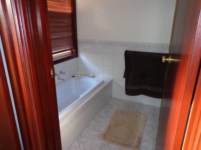 2/8 Broadbent Terrace, Whyalla SA 5600