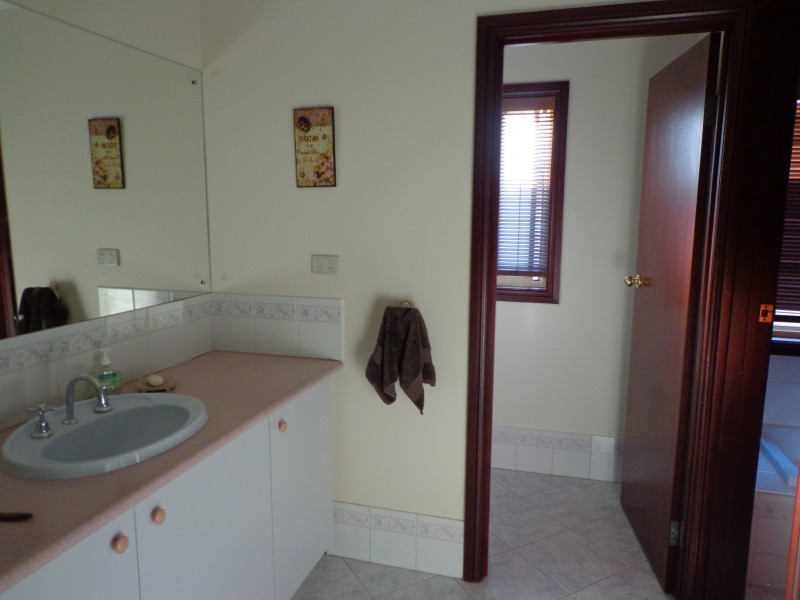 2/8 Broadbent Terrace, Whyalla SA 5600