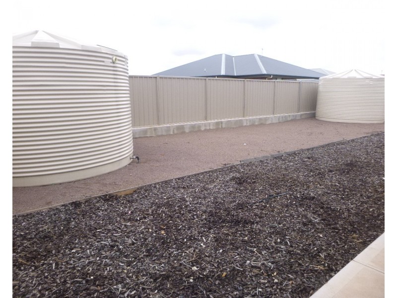 37 Starke Circle, Whyalla Jenkins SA 5609