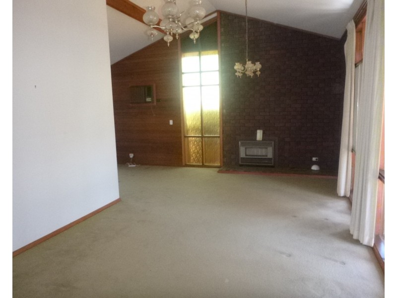 16 Zeven Street, Whyalla Playford SA 5600