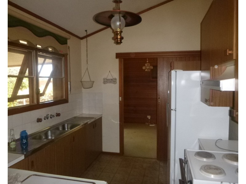 16 Zeven Street, Whyalla Playford SA 5600