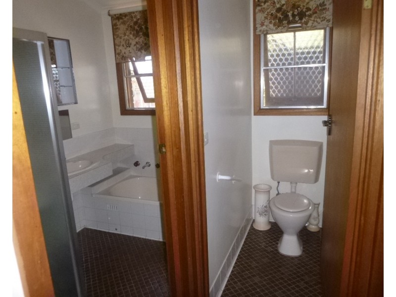 16 Zeven Street, Whyalla Playford SA 5600