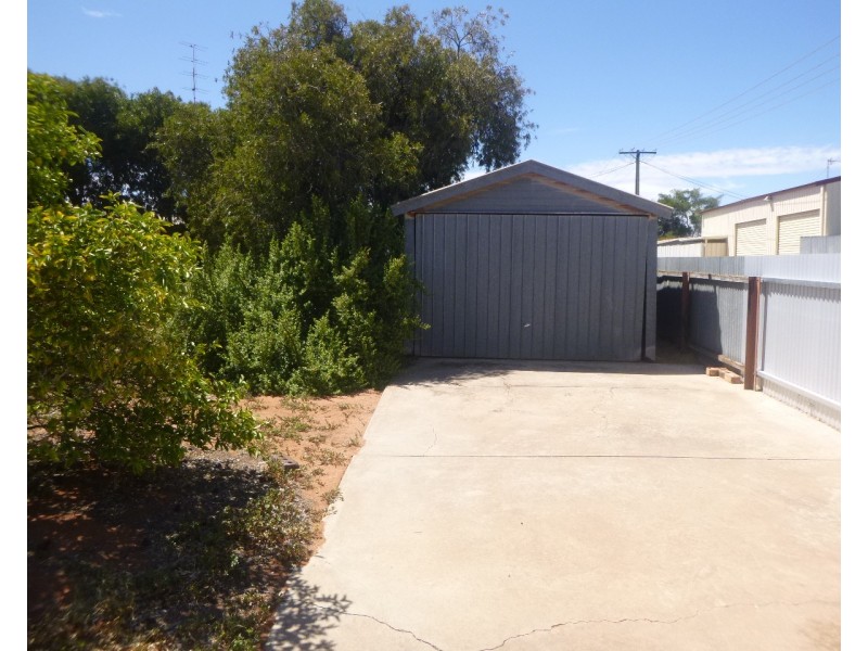 16 Zeven Street, Whyalla Playford SA 5600