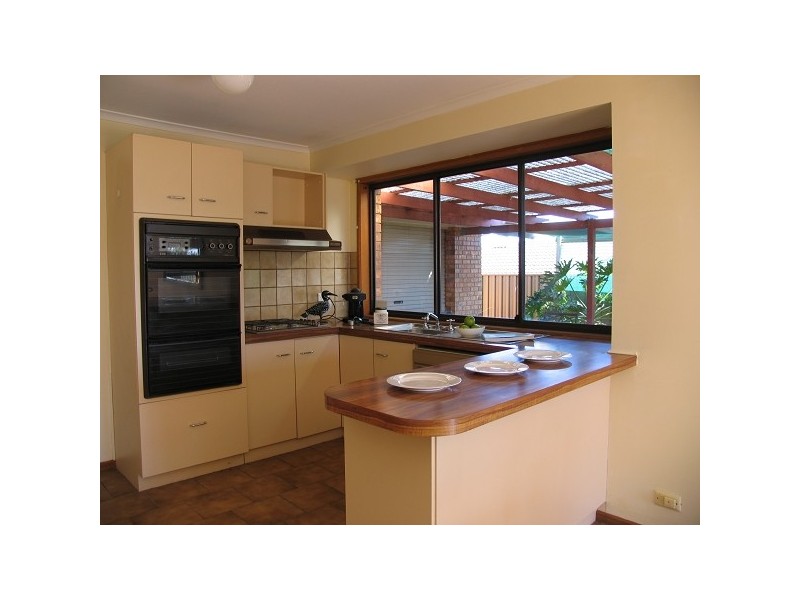 11 Panorama Drive, Aberfoyle Park SA 5159