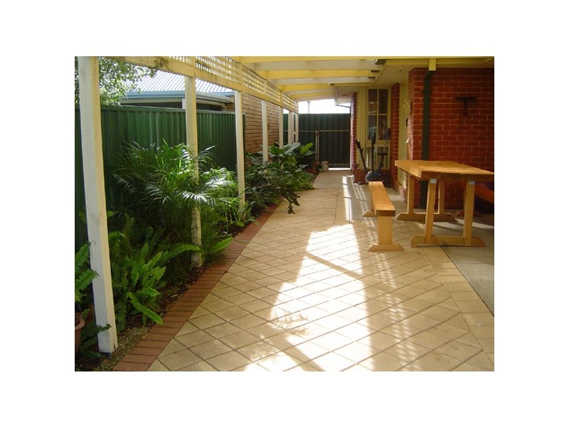 22 Gleneagles Road, Aberfoyle Park SA 5159