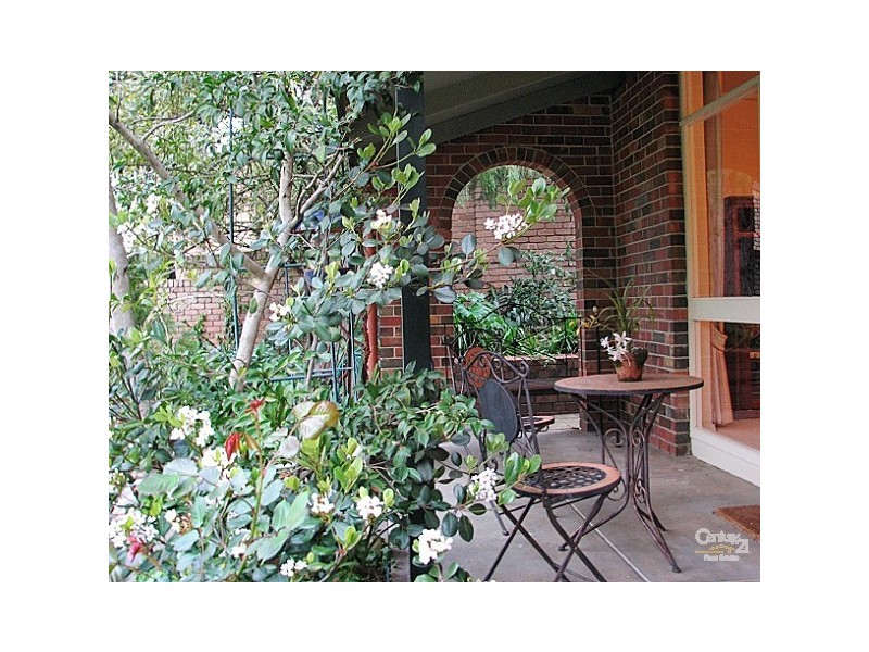 1 Landsdowne Avenue, Belair SA 5052