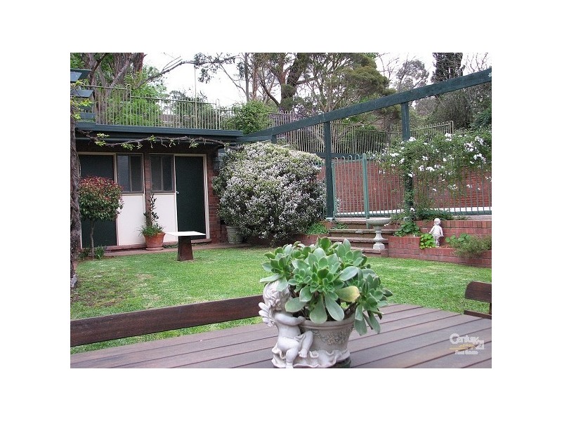 1 Landsdowne Avenue, Belair SA 5052