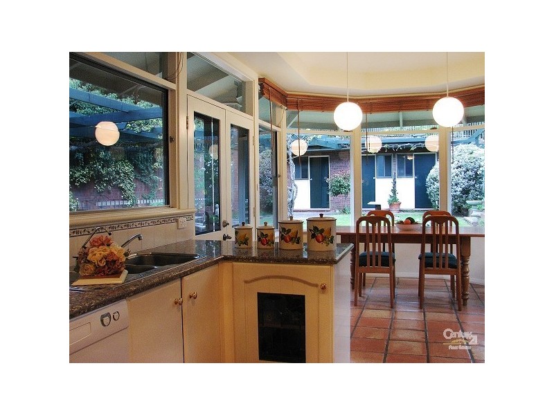 1 Landsdowne Avenue, Belair SA 5052