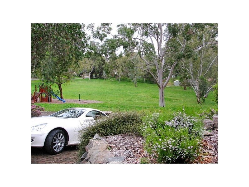 1 Landsdowne Avenue, Belair SA 5052