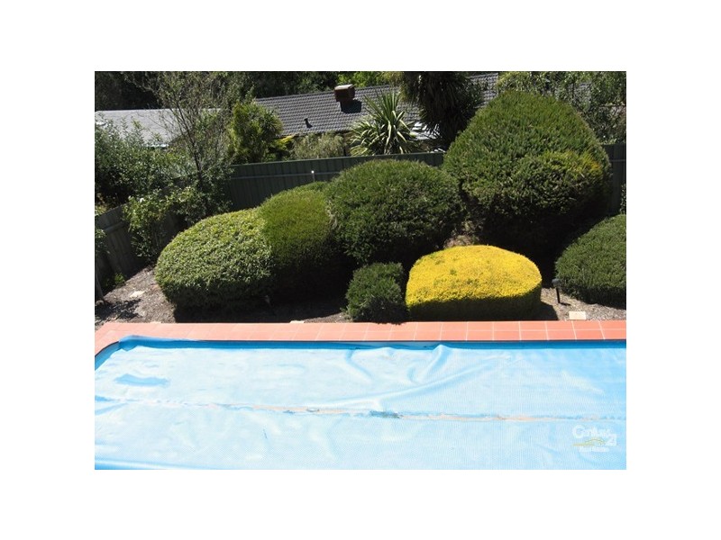 17 Sun Valley Drive, Glenalta SA 5052