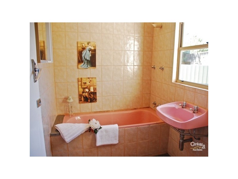 175 Shepherds Hill Road, Eden Hills SA 5050