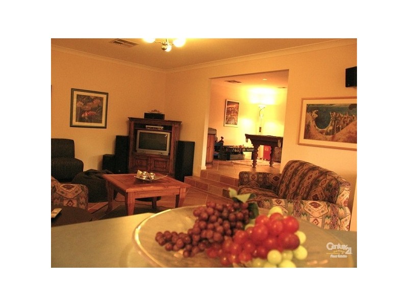 18 Sandalwood Crescent, Flagstaff Hill SA 5159