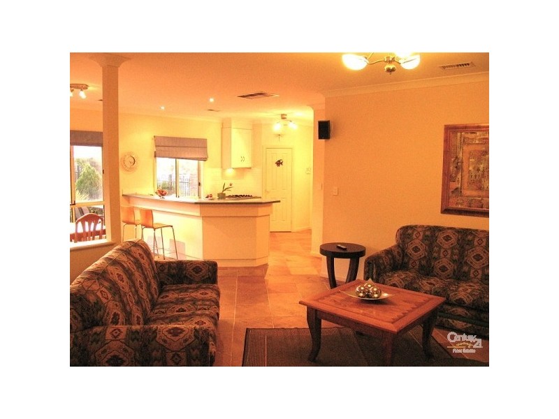 18 Sandalwood Crescent, Flagstaff Hill SA 5159