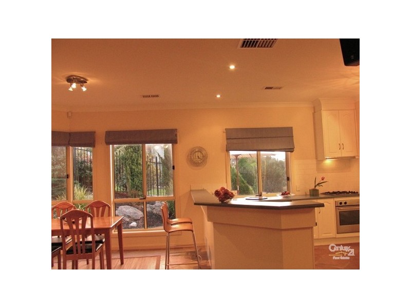 18 Sandalwood Crescent, Flagstaff Hill SA 5159