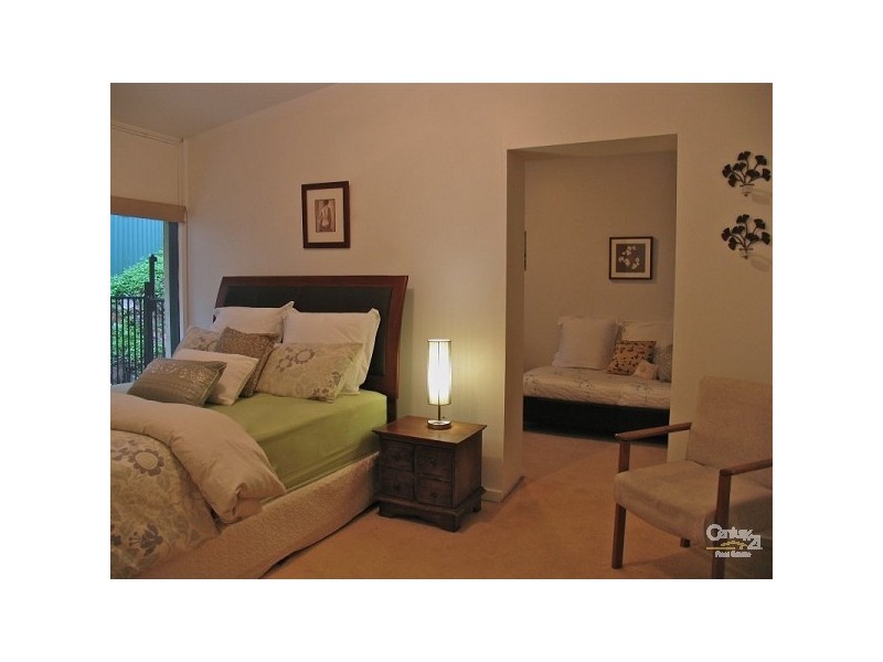 8 Deane Avenue, Belair SA 5052