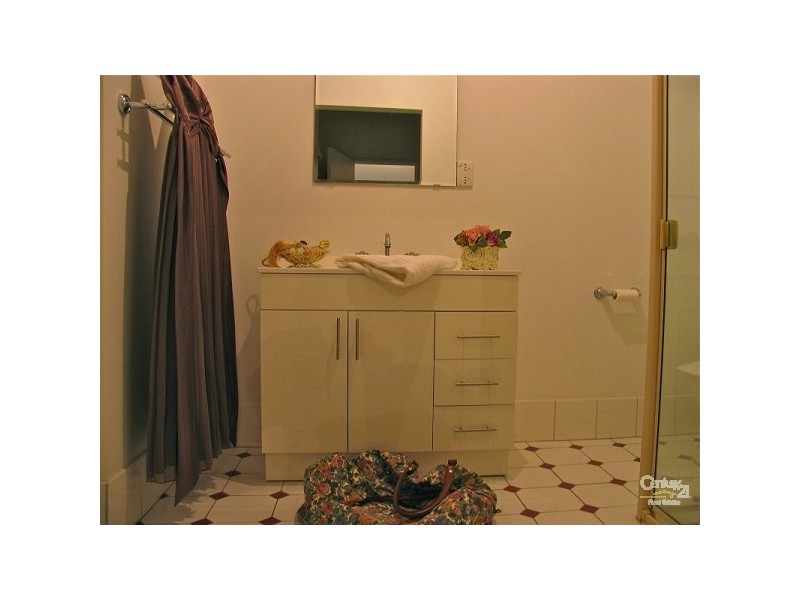 8 Deane Avenue, Belair SA 5052