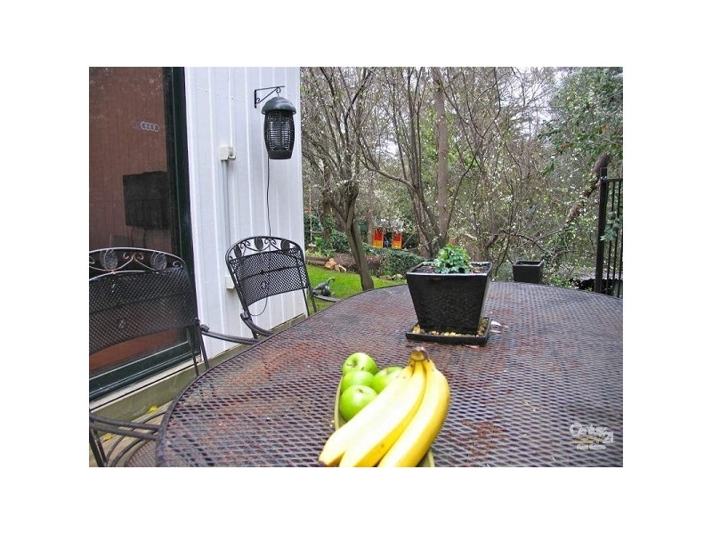 8 Deane Avenue, Belair SA 5052