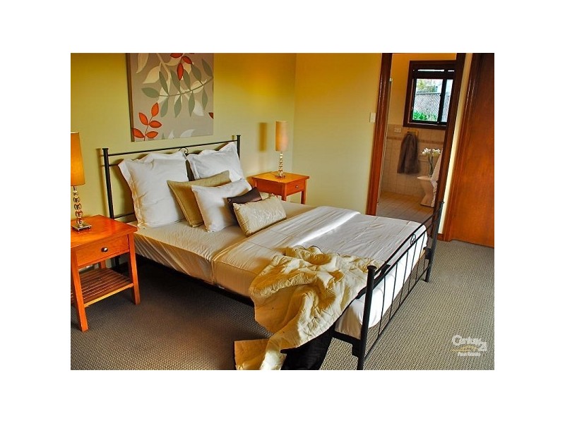 10 Crowsnest Court, Coromandel Valley SA 5051