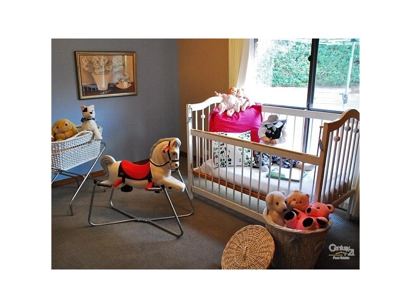 10 Crowsnest Court, Coromandel Valley SA 5051