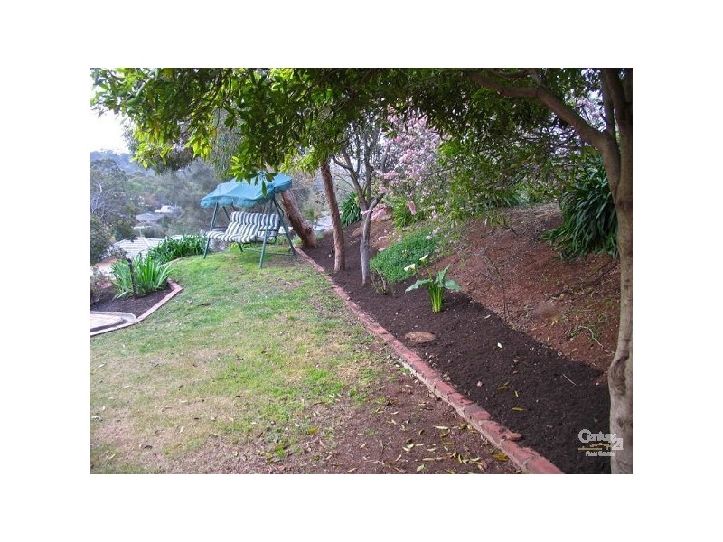 10 Crowsnest Court, Coromandel Valley SA 5051