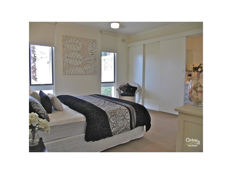20 Ingomar Court, Hallett Cove SA 5158
