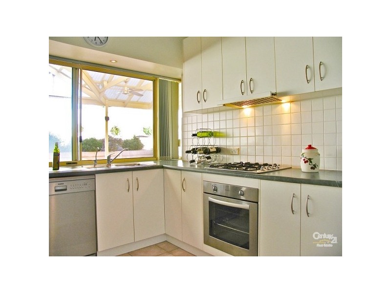 2 Warriparinga Avenue, Craigburn Farm SA 5051